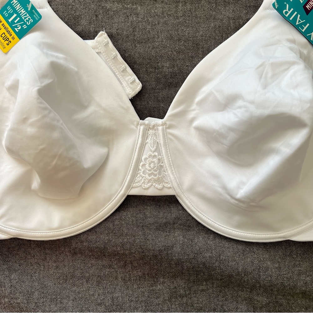 NWT Vanity Fair beauty back minimizer white bra - Picture 9 of 15